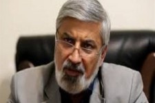 دستگاه دیپلماسی کشور منفعل است/ تمام انرژی دیپلماسی ما منحصر در سه چهار نفر از وزارت خارجه است