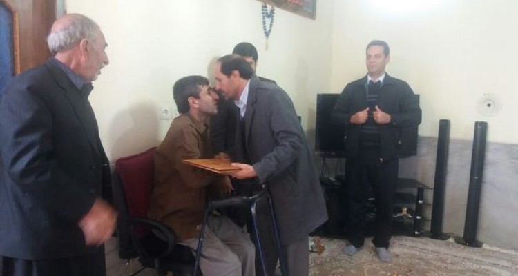 تجلیل و قدردانی از خانواده شهدا و جانبازان مبارزه با مواد مخدر در اسلام آبادغرب+تصاویر