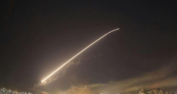 ساقط شدن ۸ موشک از ۱۰ موشک اسرائیلی/استفاده دمشق از موشکهای جدید