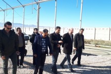  بازدید فرماندار و اصحاب رسانه از عملیات اجرایی گلخانه اسلام آبادغرب