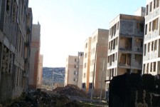 پروژه نیمه‌کاره مسکن مهر اسلام‌آبادغرب پس از سال‌ها + فیلم 