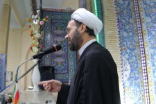 در بازی های سیاسی اصل خدمات نظام فراموش می شود/حماسه 9دی درس بزرگی به ما داد