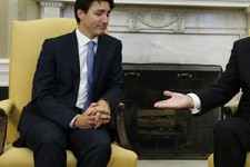 دست ندادن «ترامپ برزیل» به نخست وزیر کانادا + فیلم 