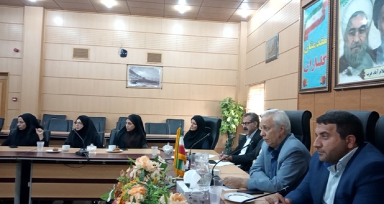 نقد منصفانه و به دور از تخریب می تواند در رشد و توسعه شهرستان موثر باشد/ لزوم پاسخگویی مدیران به رسانه ها در چارچوب قانون