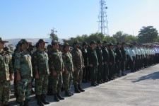 برگزاری صبحگاه مشترک نیروهای نظامی و انتظامی شهرستان اسلام آبادغرب+تصاویر