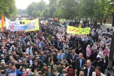 راهپیمایی 13 آبان با فریاد " مرگ بر آمریکا " در اسلام آبادغرب برگزار شد+تصاویر