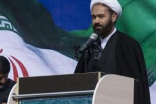 مسئولان بر عهد با ولایت و مردم پایبند باشند/ دشمن به دنبال ایجاد اختلاف بین مسئولان است