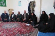 دیدار با خانواده معظم شهدا در اسلام آبادغرب+تصاویر