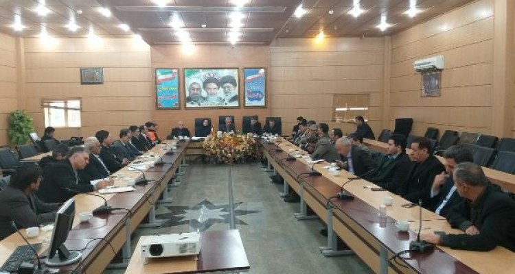  آمادگی کامل اکیپ های راهداری و نیروهای امدادی اسلام آبادغرب جهت شرایط جوی بحرانی