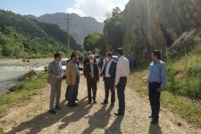 بررسی مشکلات روستاهای مسیر حمیل به ایلام توسط مسئولان استان کرمانشاه و اسلام آبادغرب