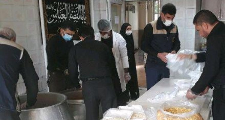 توزیع بیش از 8 هزار پرس غذای گرم در طرح اطعام حسینی اسلام آبادغرب