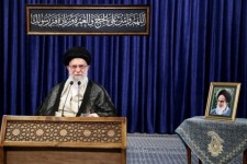 امروز با نگاه درست می‌توانیم از مدل بسیج مردمی استفاده کنیم/ دست تحریف در کمین دفاع مقدس است