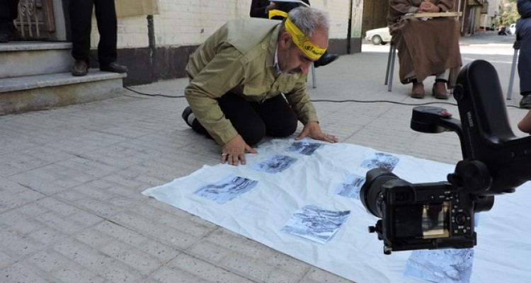 اجرای نمایش خیابانی گنج به مناسبت هفته دفاع مقدس در اسلام آبادغرب+عکس