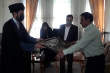 دیدار با خانواده معظم شهدای شهرستان و غبارروبی مزار شهدای اسلام آبادغرب+تصاویر