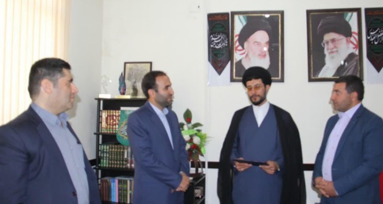 آیین تکریم ومعارفه رئیس اداره فرهنگ و ارشاد اسلامی اسلام آبادغرب برگزار شد