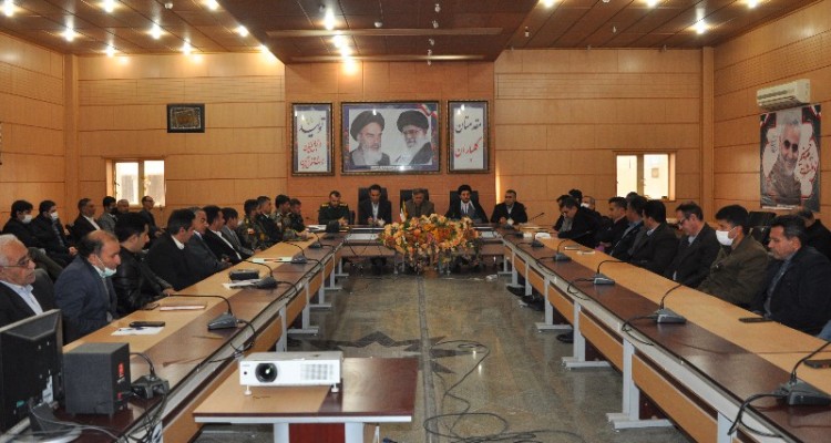 برگزاری شورای اداری اسلام آبادغرب با محوریت هفته مقاومت و دهه بصیرت