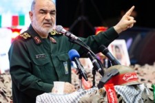 اروپایی‌ها نمی‌توانند با سپاه هماوردی کنند/ایران تجربه زمین‌ زدن قدرت‌های بزرگ را دارد