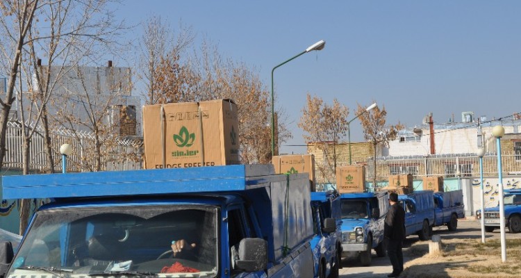 اهدای 24 مورد جهیزیه به زوج های جوان تحت حمایت کمیته امداد اسلام آبادغرب+تصاویر