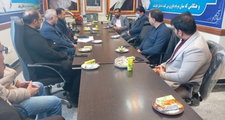 اهدای کمک ۳۸ میلیون تومانی به خانواده زندانیان توسط خیرین اسلام‌آبادی