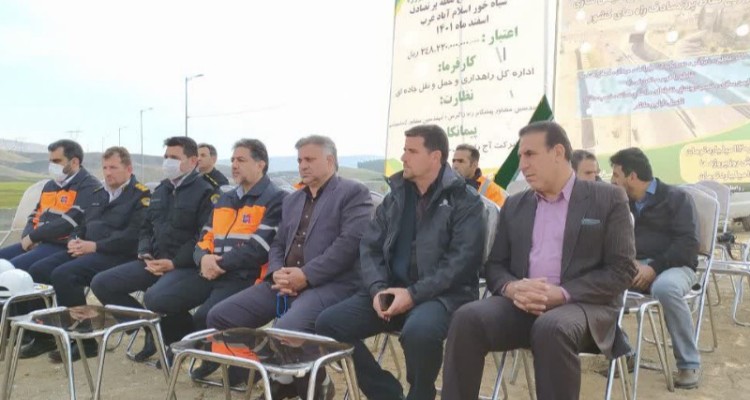 افتتاح پروژه تقاطع غیر همسطح سیاه‌خور اسلام‌آبادغرب