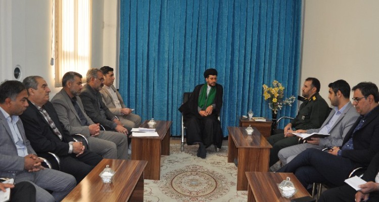 جلسه شورای فرهنگ عمومی با محوریت بزرگداشت مناسبت‌های ملی و مذهبی در اسلام‌آبادغرب برگزار شد