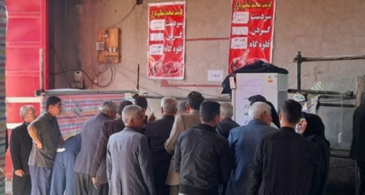 افتتاح نمایشگاه عرضه مستقیم کالاهای اساسی در اسلام‌آبادغرب