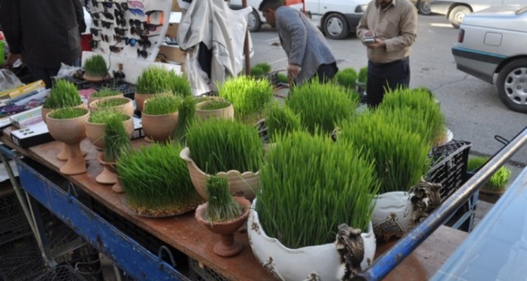 حال و هوای بازار شب عید در اسلام‌آبادغرب