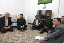 تکریم‌ و تجلیل از خانواده‌های معظم شاهد و ایثار‌گر اسلام‌آبادغرب+تصاویر