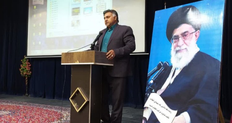 برگزاری آئین تجلیل از معلمین نمونه اسلام آباد غرب +تصاویر