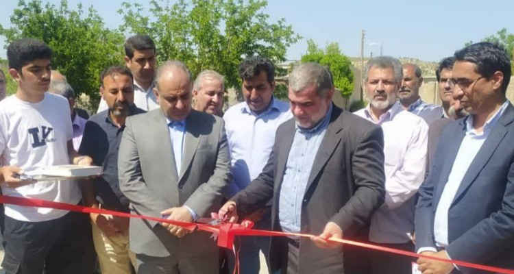 بازدید رئیس بنیاد مسکن انقلاب اسلامی کشور از روستاهای شهرستان اسلام‌آبادغرب