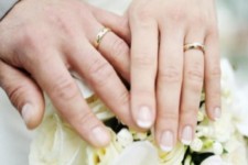 مردم و مسئولین باید در راستای ترویج ازدواج آسان‌ در بین جوانان تلاش کنند