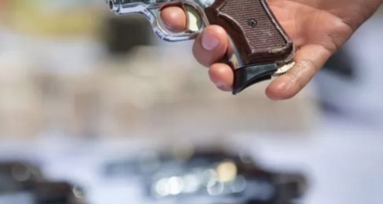 کشف 70 قبضه سلاح کلت کمری در کرمانشاه