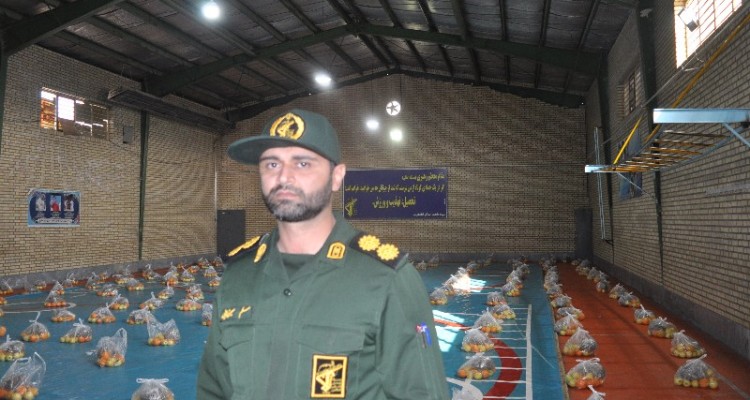 توزیع بیش از 2000 بسته معیشتی ویژه شب یلدا در اسلام آبادغرب