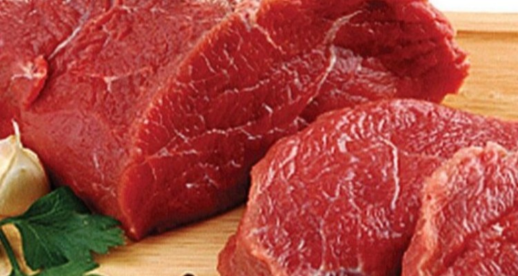 بیش از نیاز گوشت قرمز تامین کردیم/نگرانی برای کالاهای اساسی شب عید و ماه رمضان نداریم