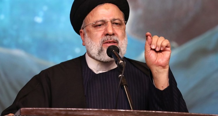 رئیسی: تسهیل امر ازدواج، اشتغال و مسکن نسل جوان باید در اولویت قرار بگیرد