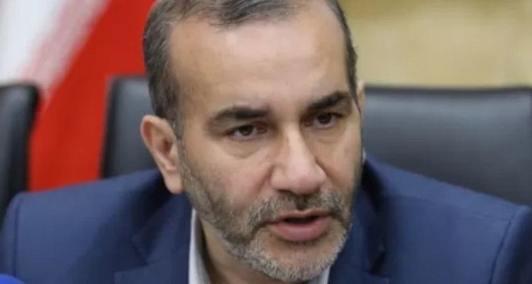 فرصت خدمتگزاری را صرف حاشیه‌سازی نکنیم