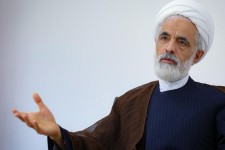 پیگیری حقوق مردم در قانون اساسی تکلیف ماست