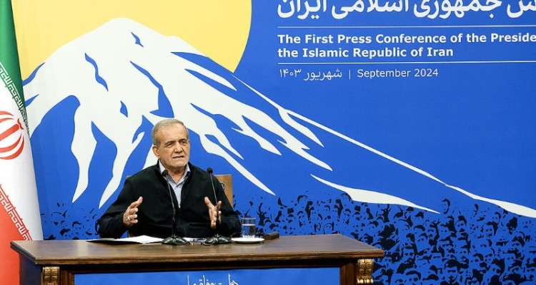 درباره FATF به مجمع تشخیص نامه می‌نویسم/ ما به یمن موشک ندادیم