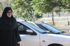 موفقیت برای زنان در جامعه ما دشوار است