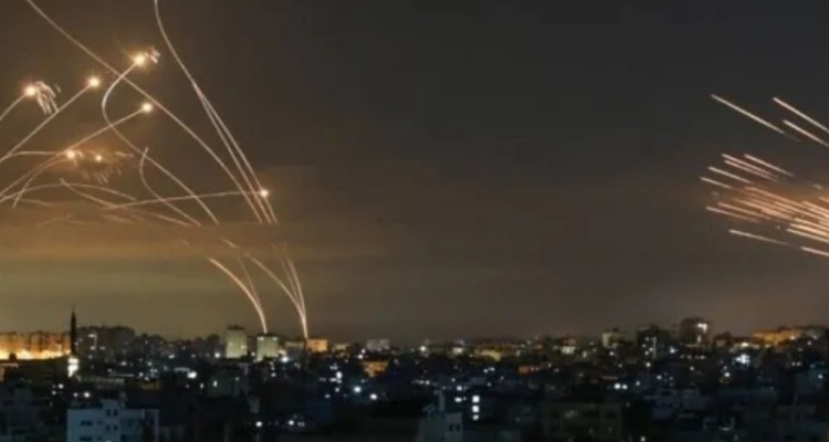 ایران از حق مشروع حاکمیتش دفاع کرد