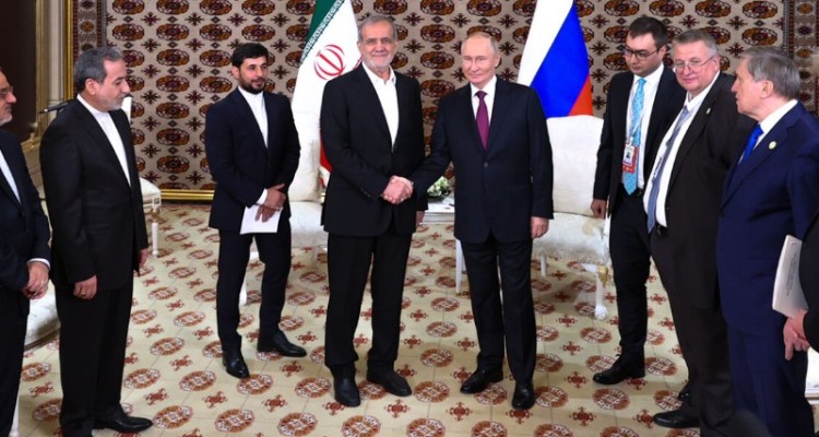 امیدواریم با تقویت ارتباط با همسایگان مشکلات ناشی از تحریم‌ها را کاهش دهیم