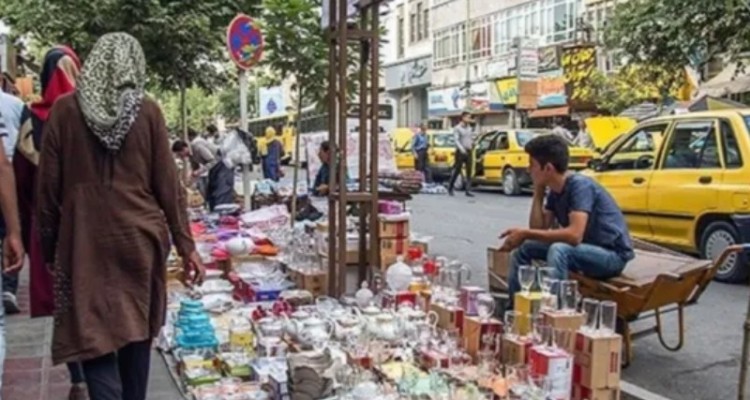 نارضایتی شهروندان اسلام‌آبادی از بساط پهن دستفروشان