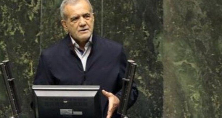 متوسط افزایش حقوق در بودجه سال آینده ۲۸ درصد است/به بانک ها کمک مالی کردیم