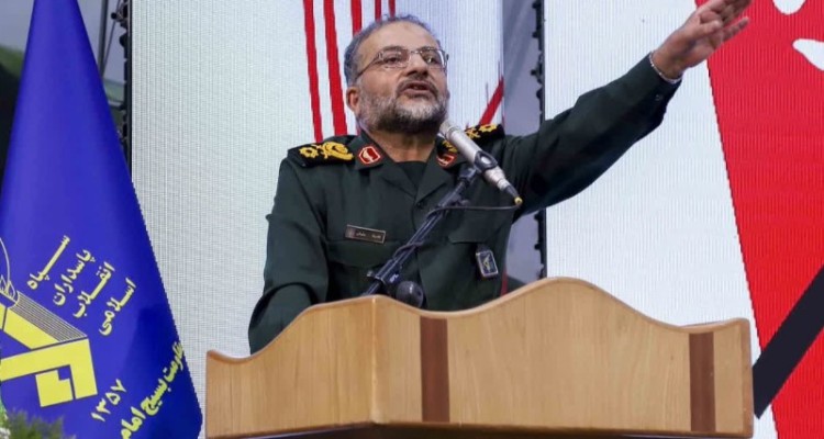 سردار غلامرضا سلیمانی: جهان اسلام در یک بزنگاه تاریخی است