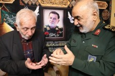 روایت سردار سلامی از آخرین تماسش با شهید نیلفروشان