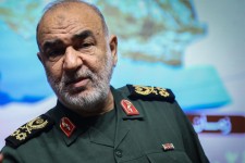 سرلشکر سلامی: نیروی زمینی سپاه خود را با شرایط جدید تطبیق می‌دهد