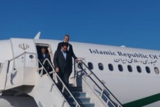 پزشکیان در فرودگاه کنارک: فقر و بی‌عدالتی را ریشه‌کن می‌کنیم