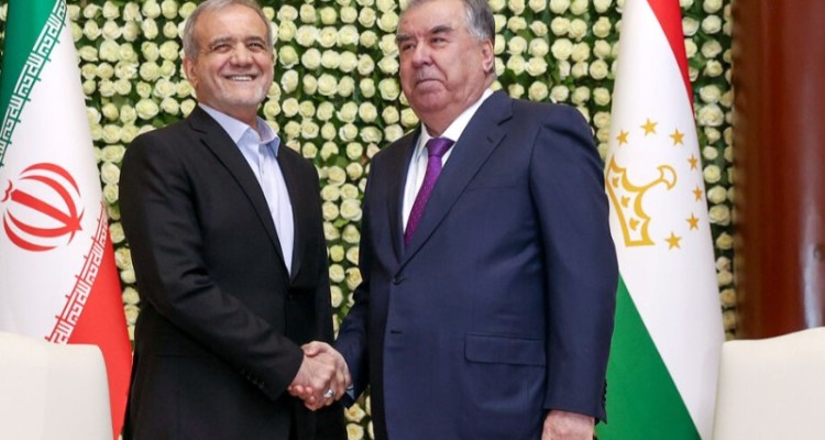 مذاکرات روسای جمهوری ایران و تاجیکستان آغاز شد مذاکرات روسای جمهوری ایران و تاجیکستان آغاز شد