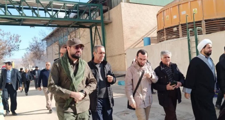 بازدید اصحاب رسانه از کارخانه خمیرمایه برتر اسلام‌آبادغرب