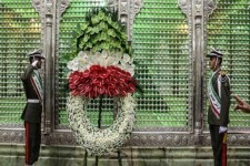 اعضای هیئت دولت با آرمان‌های امام (ره) تجدید میثاق کردند